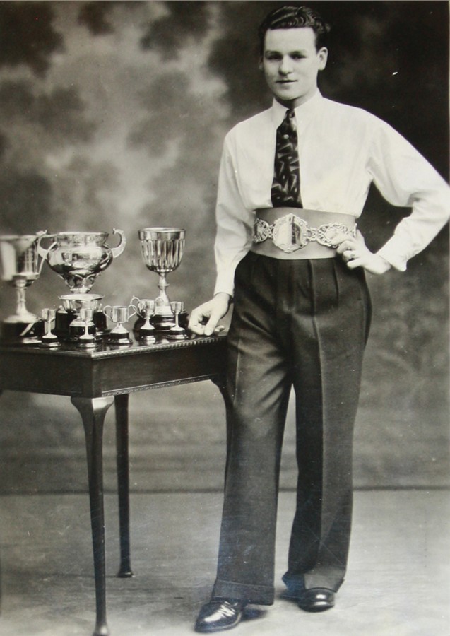 Arthur Burns, classed as one of the most outstanding dancers of his generation, was involved in many musical productions in the local area. Newry and Mourne Museum Collection