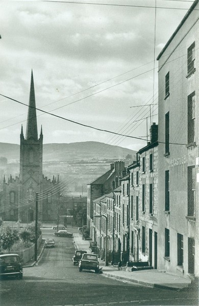 A nurses’ home was opened in 1910 in Hyde Terrace by Newry District Nursing Society, which was established in 1898. It relied on voluntary subscriptions and fundraising to provide health care to the poor. This photograph was taken by Cecil Newman in the 1960s. Newry and Mourne Museum Collection