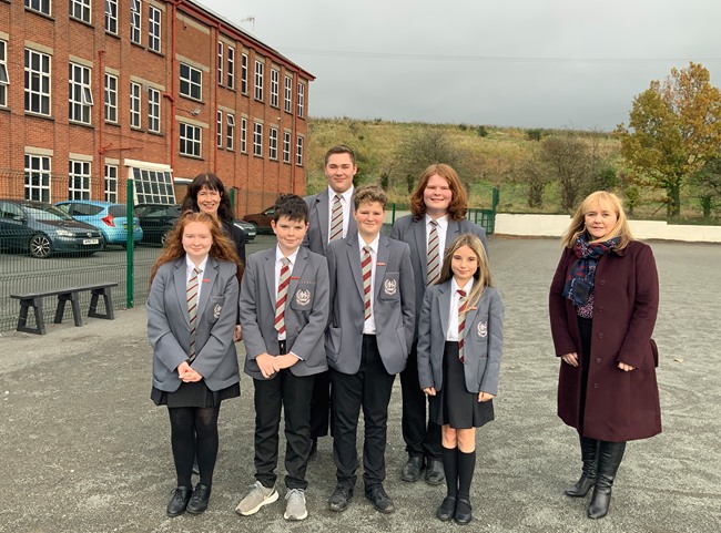 Education Minister Michele McIlveen with pupils from Newry High School.