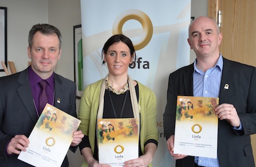 Réamonn Ó Ciarán (Gael Linn) with Ursula and Niall Comer (Comhaltas Uladh) announcing 100 Líofa Gaeltacht Bursaries for 2014.