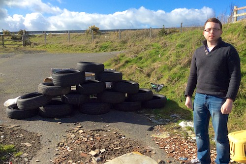 Dáire at the illegal dump. Dáire at the illegal dump.
