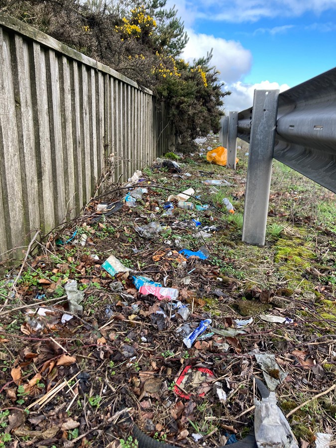 A1 roadside litter.