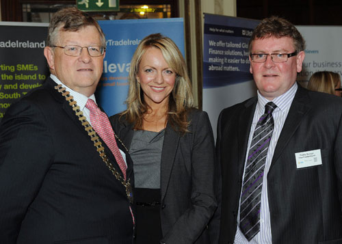 Cross Border Business Support Expo, hosted by Newry Chamber of Commerce & Trade and Dundalk Chamber of Commerce in conjunction with InterTradeIreland.  Pictured are: President Paddy Malone, Dundalk Chamber, Orla Jackson, CEO, Newry Chamber and Paddy Savage, InterTradeIreland