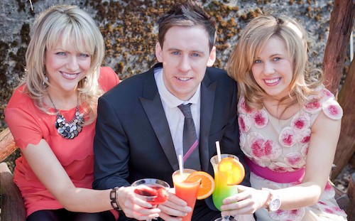 Winners of Newry's Most Stylish to be announced at the glitzy Awards Ceremony to be held in the Bank Bar from 7pm, Sunday 17 April.  DJ Connor Phillips, Orla Jackson, Newry Chamber & Gemma Murphy from the Newry Style City committee look forward to enjoying a few cocktails at the City’s style awards, which are part of the Newry Style City week which will take place in venues across the city from 10-17 April. 