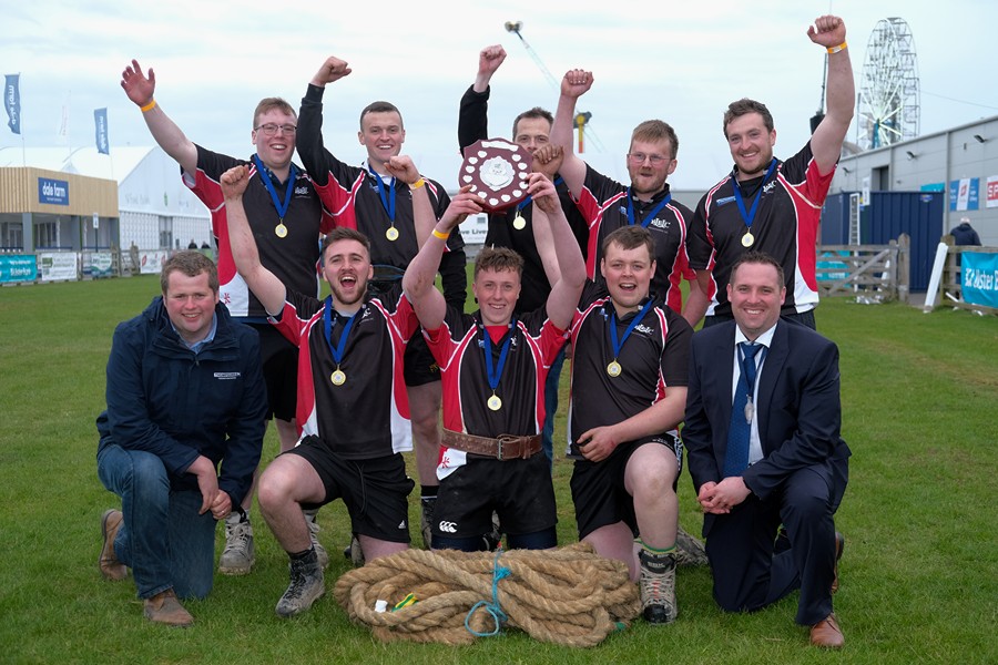 Mountnorris YFC were the winners of the Novice Tug of War Competition at Balmoral Show. Also pictured are Phil Donaldson, Thompson, Sponsor and Peter Alexander, President, YFCU. Photograph: Columba O'Hare/ Newry.ie 