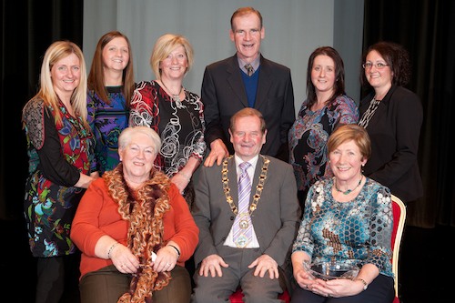 Mayor John McArdle and Councillor Terry Hearty are pictured with Theresa Campbell from Creggan along with her family and friends.