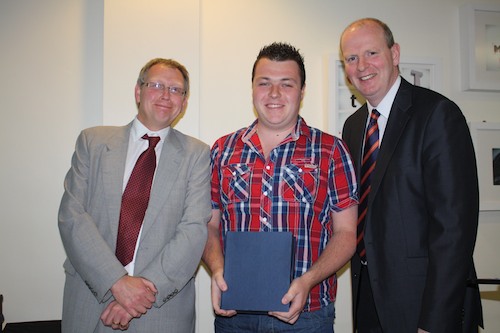 Jamie Maxwell from Warrenpoint was recognised for his achievement of NI Travel Student of the Year, pictured with Andrew Saunders, SRC Board of Governors Chairman and Brian Doran, SRC Chief Executive 