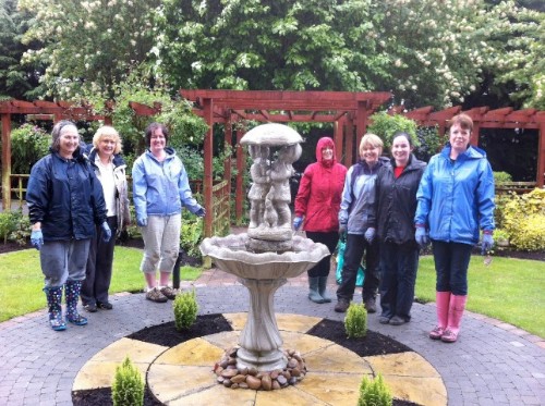 Southern Trust Volunteers in the Gardens at SAHS