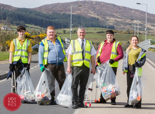 Aodhan O’Brien, Sam Holmes, Brian Canavan, Manager; Rys Ward and Niamh McKevitt help in the clean up. Photograph: NewRayPics