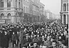 Éamon Donnelly’s funeral cortege passing along Hill Street in Newry on 31st December 1944. Newry and Mourne Museum Collection