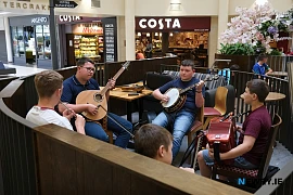 Music sessions galore at Iúr Cinn Fleadh. Photograph: Columba O'Hare/ Newry.ie 