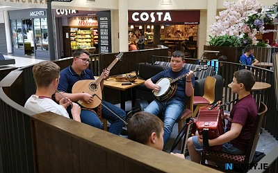 Music sessions galore at Iúr Cinn Fleadh. Photograph: Columba O'Hare/ Newry.ie 